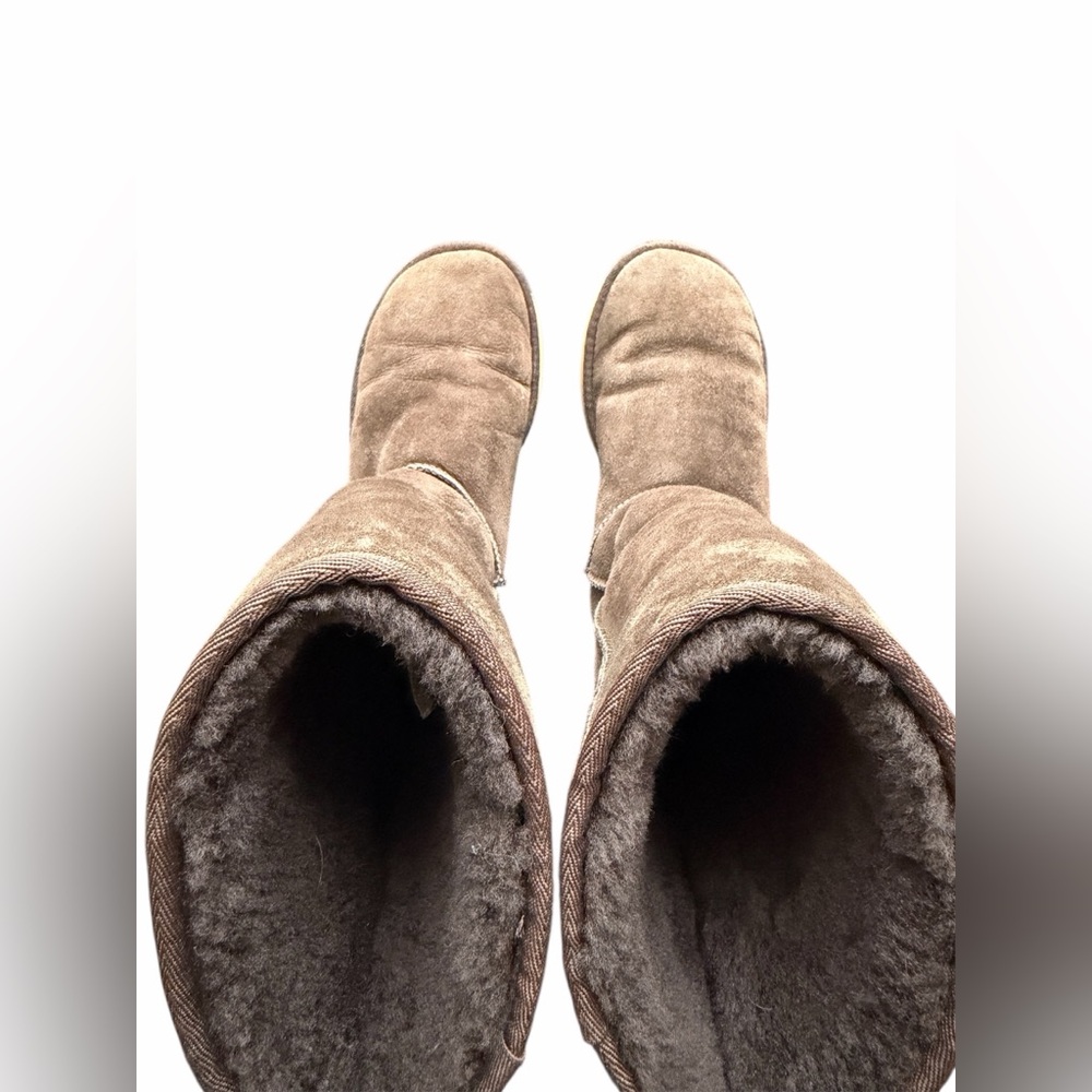 UGG Australia Classic Tall Shearling Boots Brown Women’s Size 7 - Picture 9 of 14